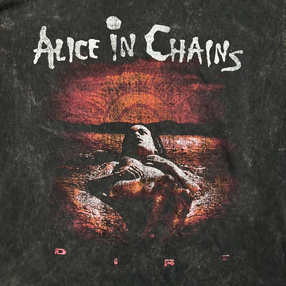 Alice In Chains Dirt Seattle WA Est 1987 Grunge Band Tee L - Picture 2 of 4